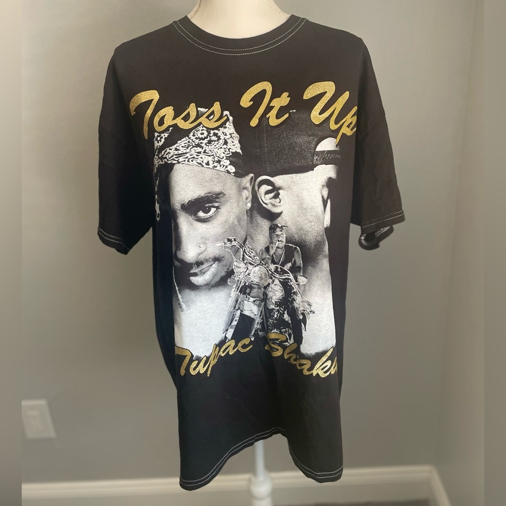 Tupac Toss It Up Band T-Shirt (Urban Outfitters) (XL)